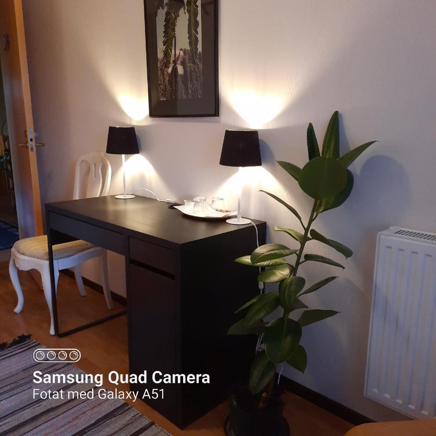 Naturnaera Dubbelrum B&B I Uppsala Ramstalund エクステリア 写真