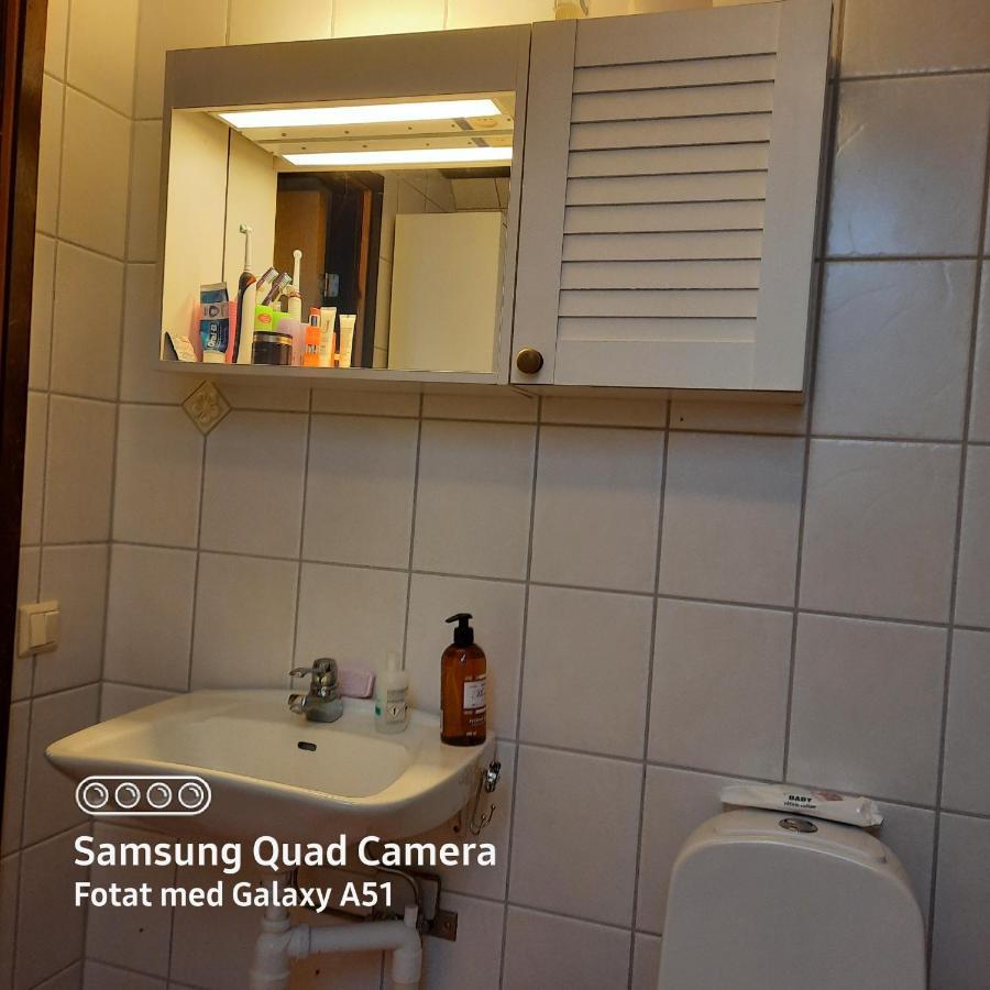 Naturnaera Dubbelrum B&B I Uppsala Ramstalund エクステリア 写真