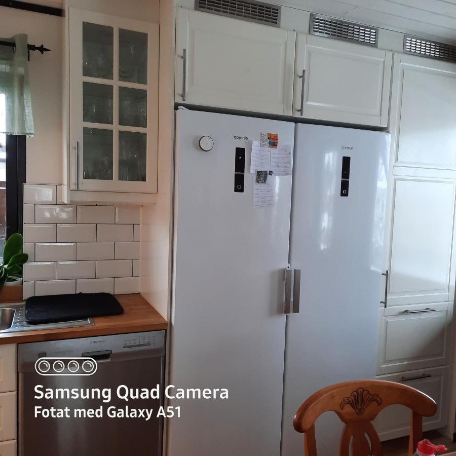 Naturnaera Dubbelrum B&B I Uppsala Ramstalund エクステリア 写真